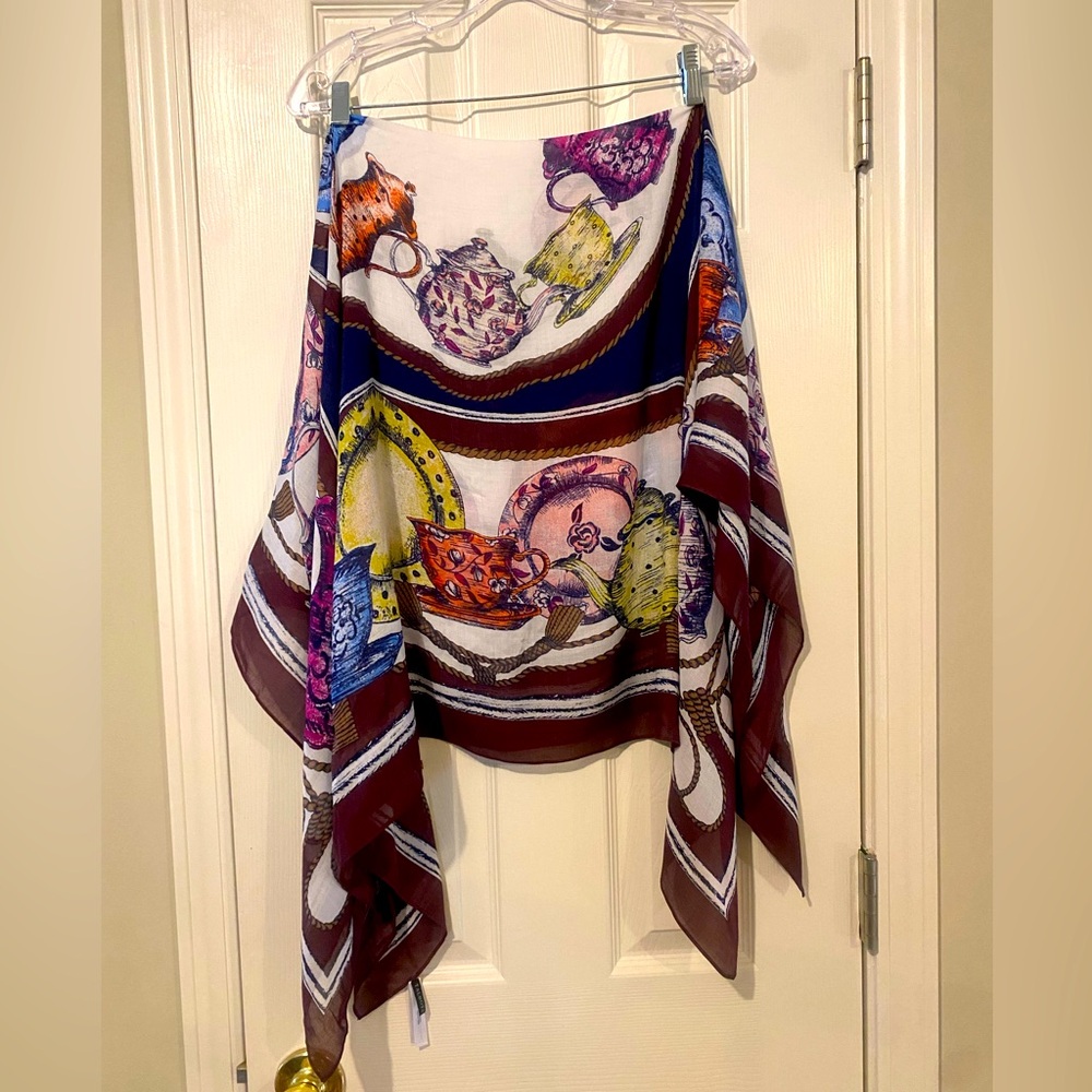 Talbots large tea time scarf brown navy 44” x 44”